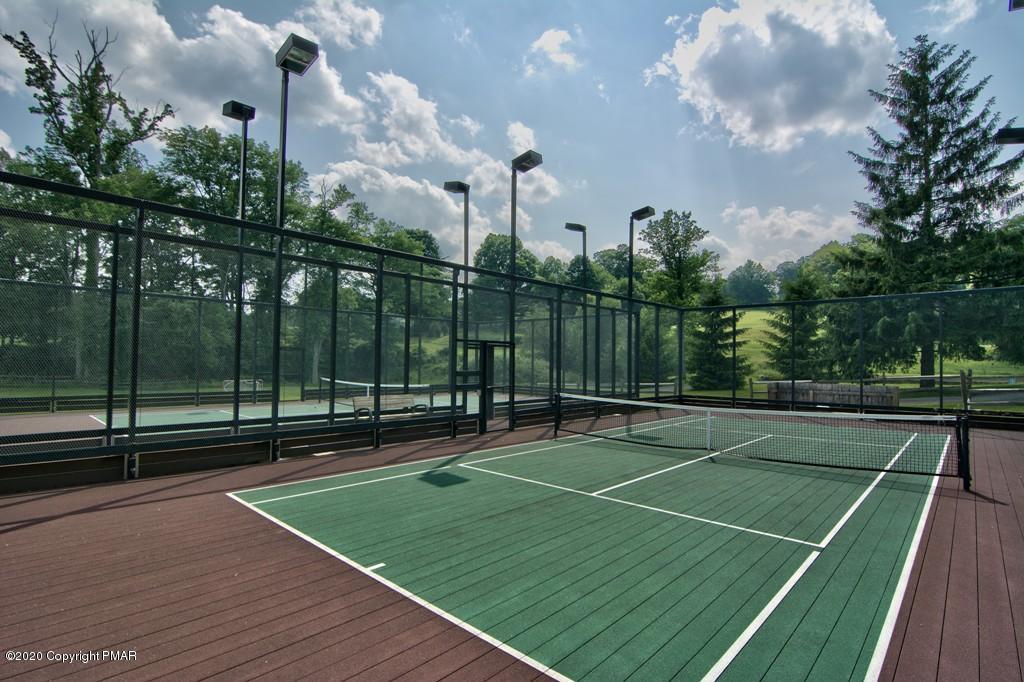 352 Vireo Road Cresco, PA 18326 - Photo 18 of 18 13 Two lighted Paddle Tennis Courts