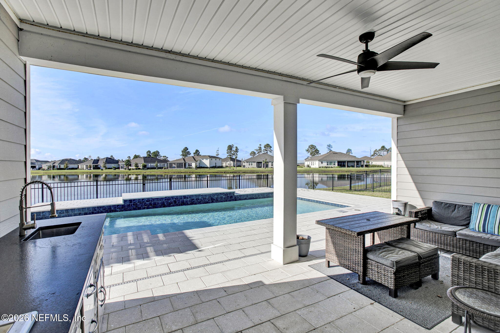 85401 Fall River Parkway Fernandina Beach, FL 32034 - Photo 28 of 38 a outdoor space with furniture
