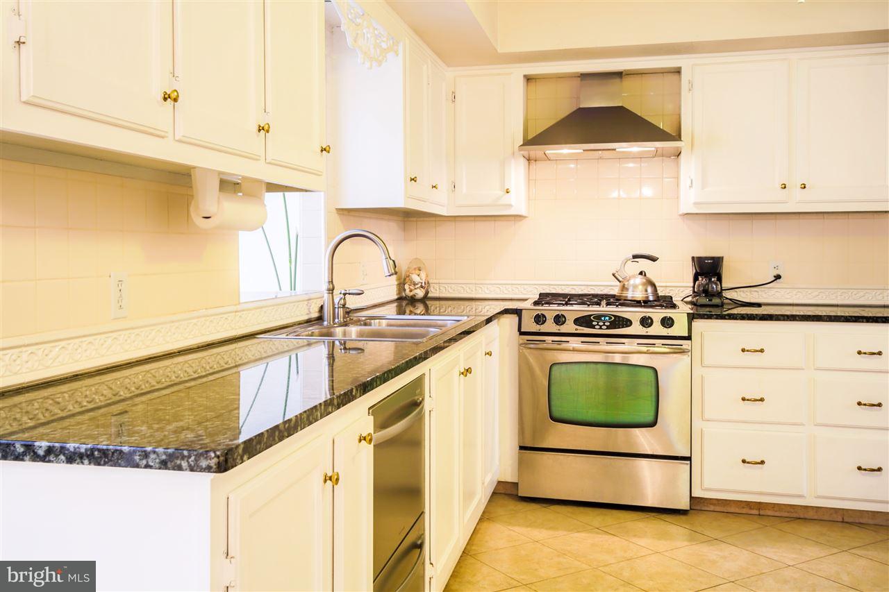 282 Stuart Road Carlisle, PA 17015 - Photo 10 of 22 Gallery Image 10