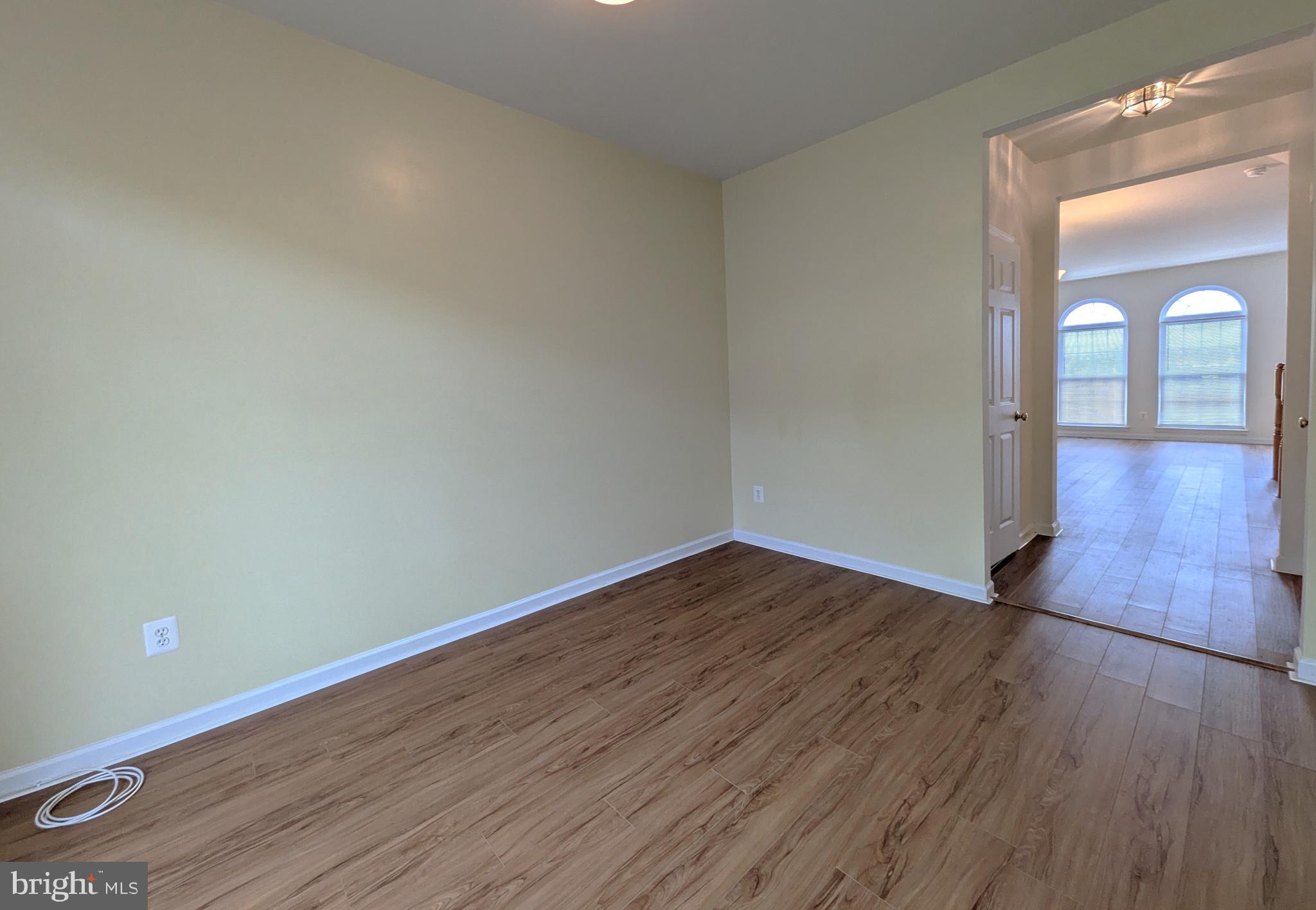 25015 Riding Center Drive Chantilly, VA 20152 - Photo 20 of 40 Family Room
