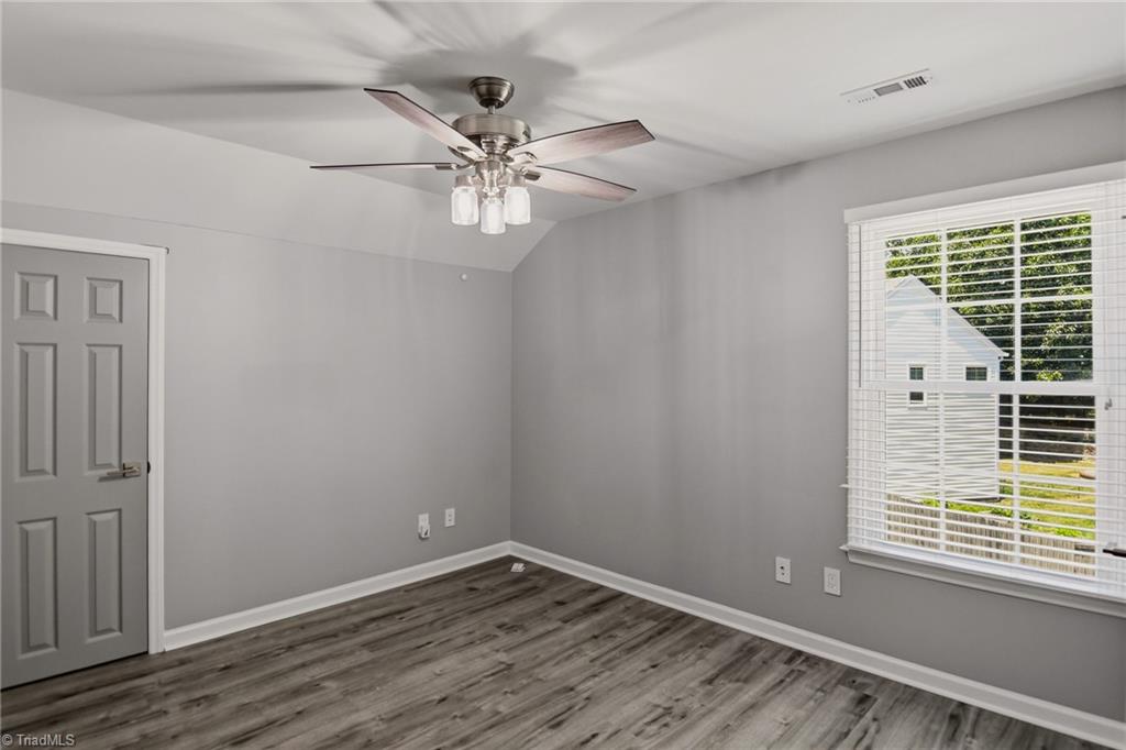 1406 Spring Tree Court High Point, NC 27265 - Photo 27 of 35