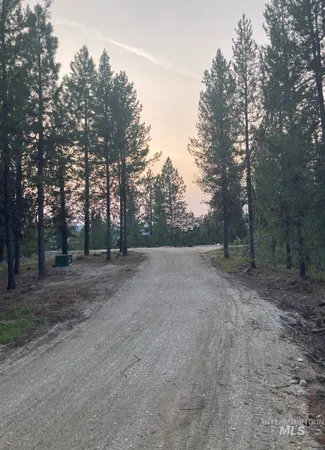 $359,000 | 211 Pointes Road, Cascade, ID 83611