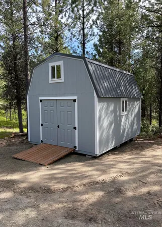 $359,000 | 211 Pointes Road, Cascade, ID 83611