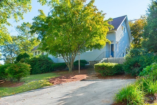 39 Farmcrest Avenue Lexington, MA 02421 - Photo 22 of 26 a view of a house with a street