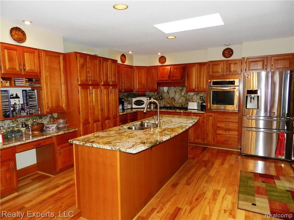 9400 Whittaker Road Ypsilanti, MI 48197 - Photo 10 of 45 HIGH END KITCHEN