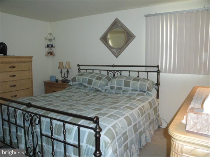 808 Richard Road Cherry Hill, NJ 08034 - Photo 15 of 20 Master Bedroom