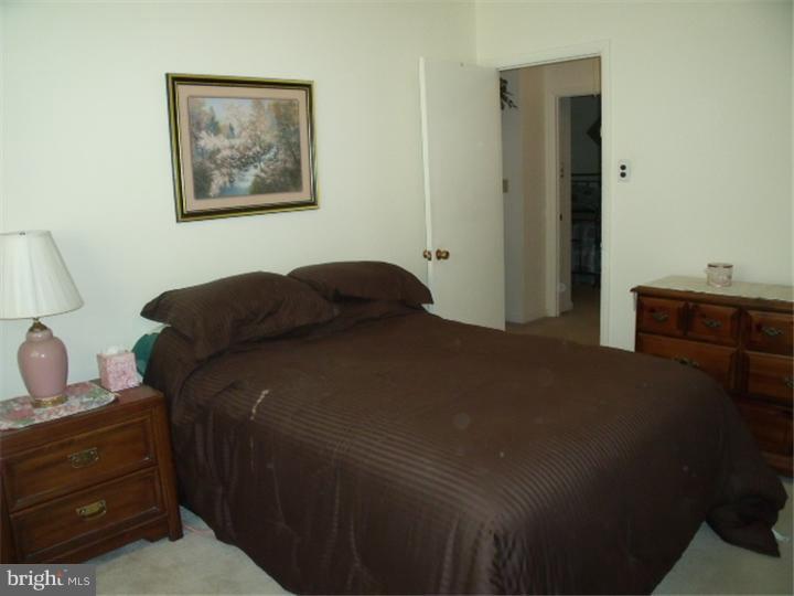 808 Richard Road Cherry Hill, NJ 08034 - Photo 17 of 20 Bedroom 2