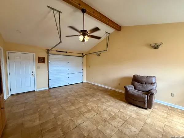 $675,000 | 1550 County Road 300, Jourdanton, TX 78026