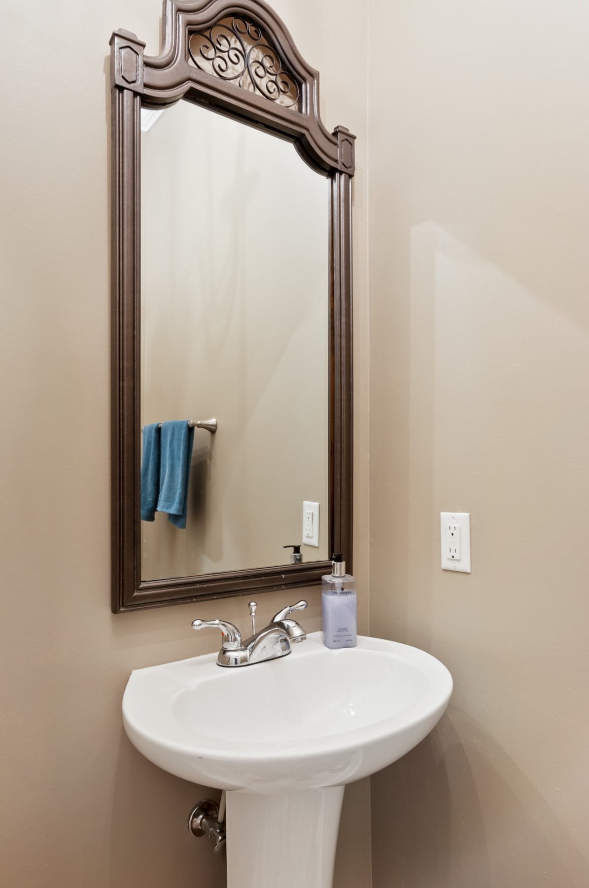 876 Baker Road Columbia, TN 38401 - Photo 29 of 48 a bathroom with a sink and a mirror
