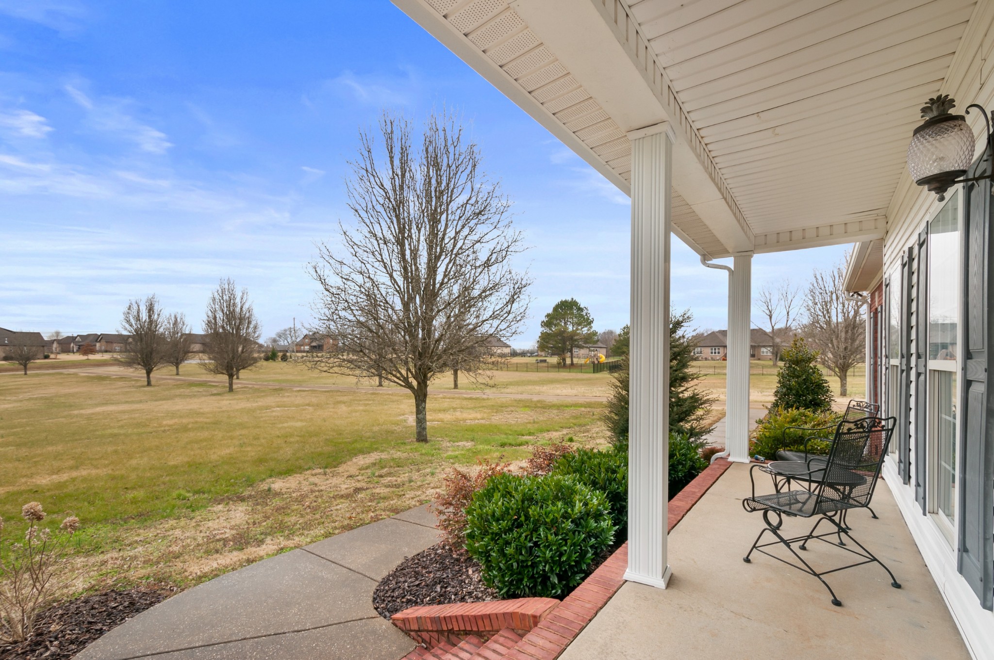 876 Baker Road Columbia, TN 38401 - Photo 4 of 48 a view of an ocean and beach
