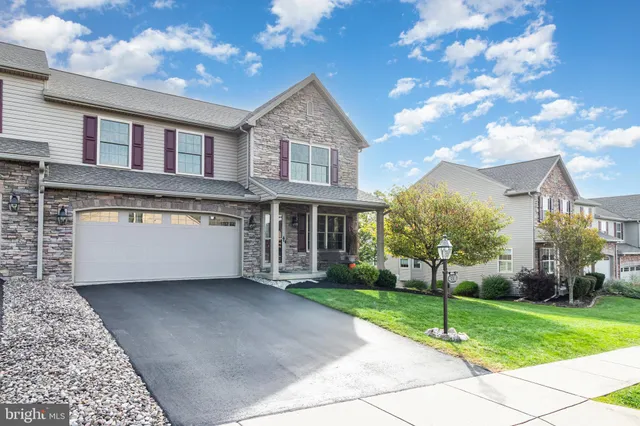 $525,000 | 4338 North Victoria Way, Harrisburg, PA 17112