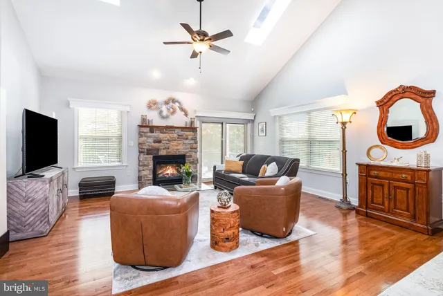 $525,000 | 4338 North Victoria Way, Harrisburg, PA 17112