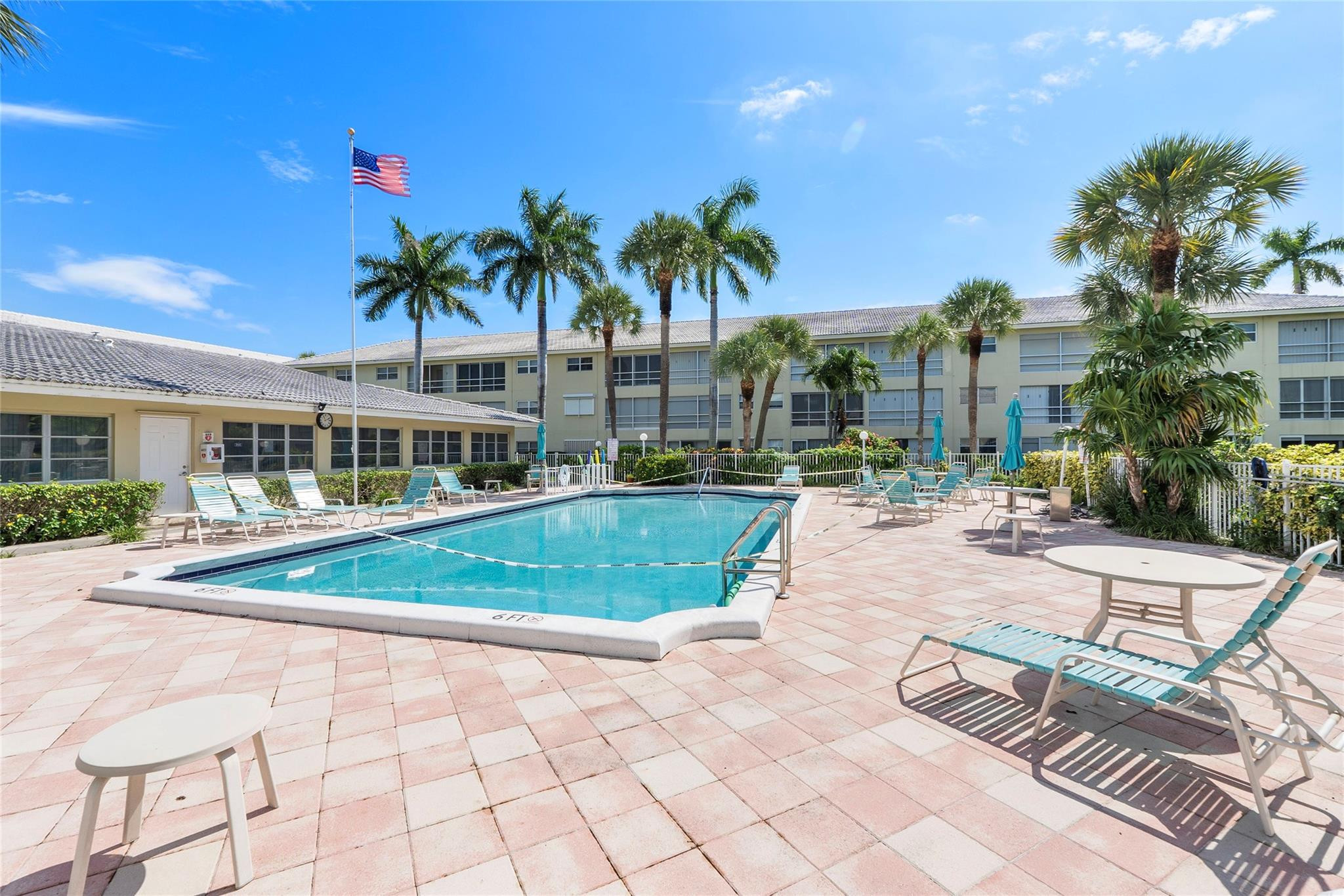1951 Northeast 39th Street, Unit 156 Lighthouse Point, FL 33064 - Photo 25 of 43 Photo 24