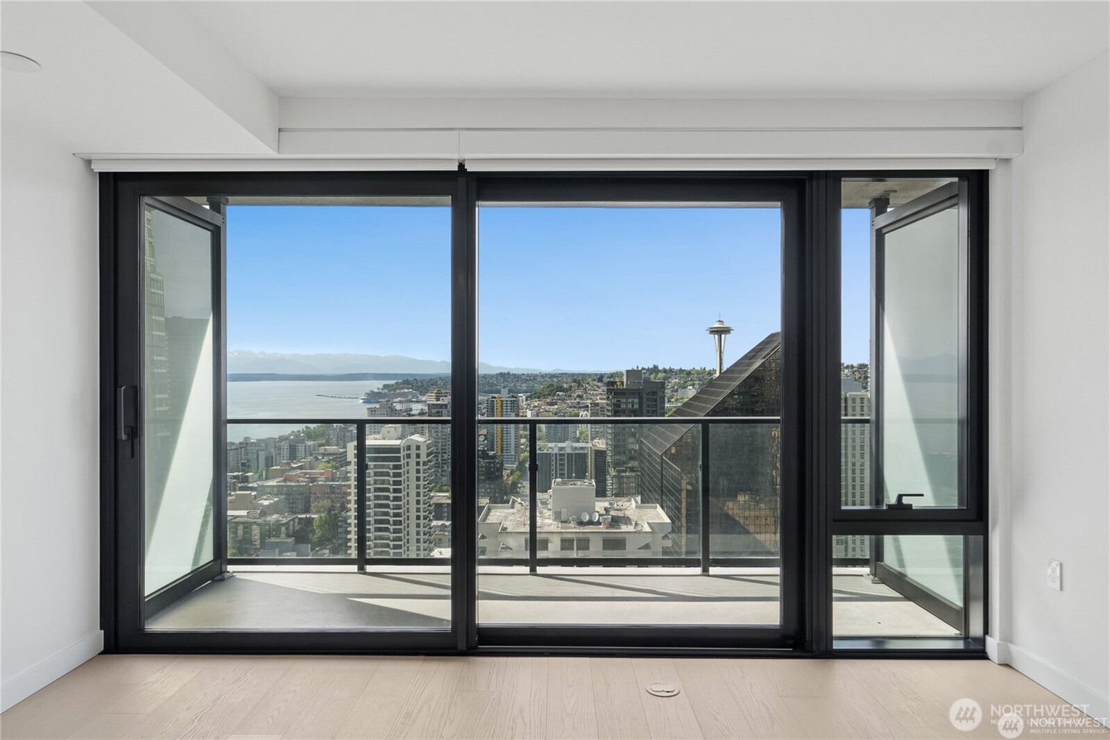 300 Virginia Street, Unit 3012 Seattle, WA 98101 - Photo 1 of 40