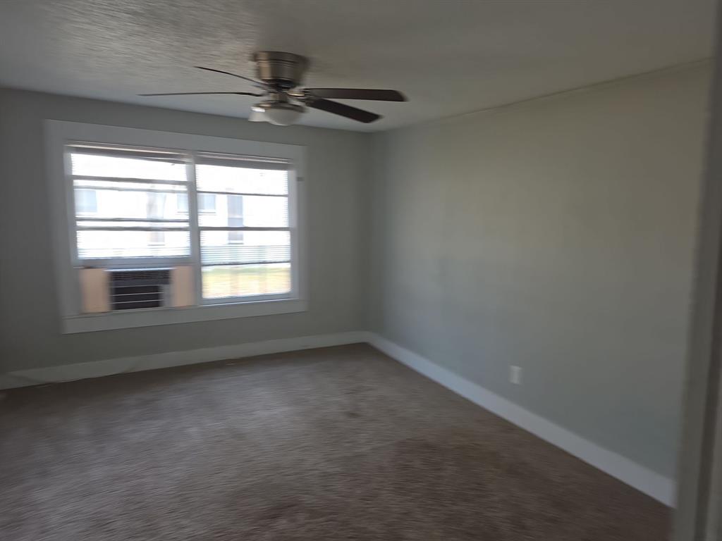 402 West 4th Street, Unit 1 Kaufman, TX 75142 - Photo 12 of 17