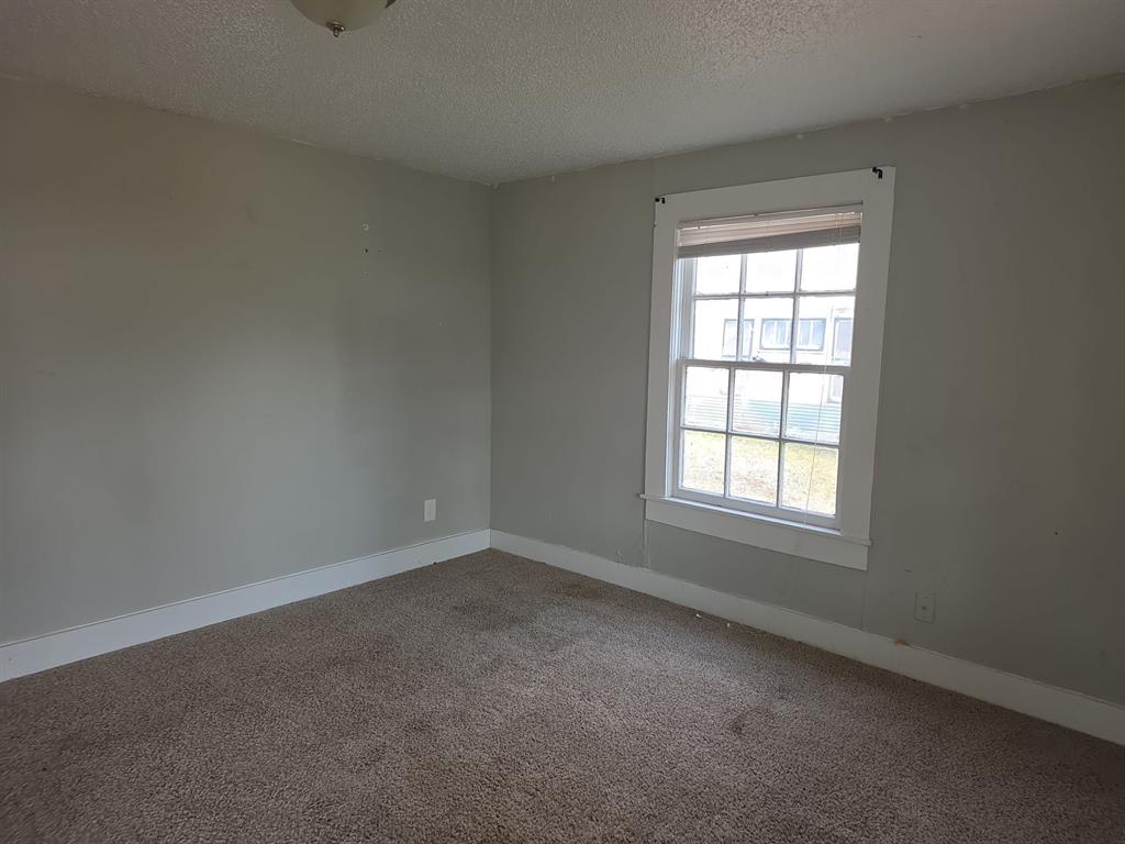 402 West 4th Street, Unit 1 Kaufman, TX 75142 - Photo 6 of 17