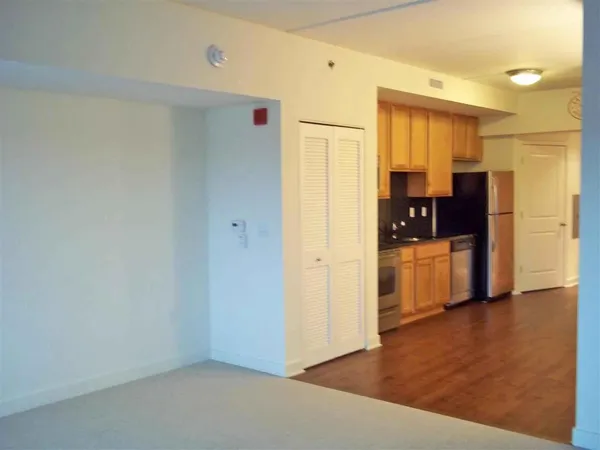 $2,250 | 111 North Ashley Street, Unit 613, Ann Arbor, MI 48104