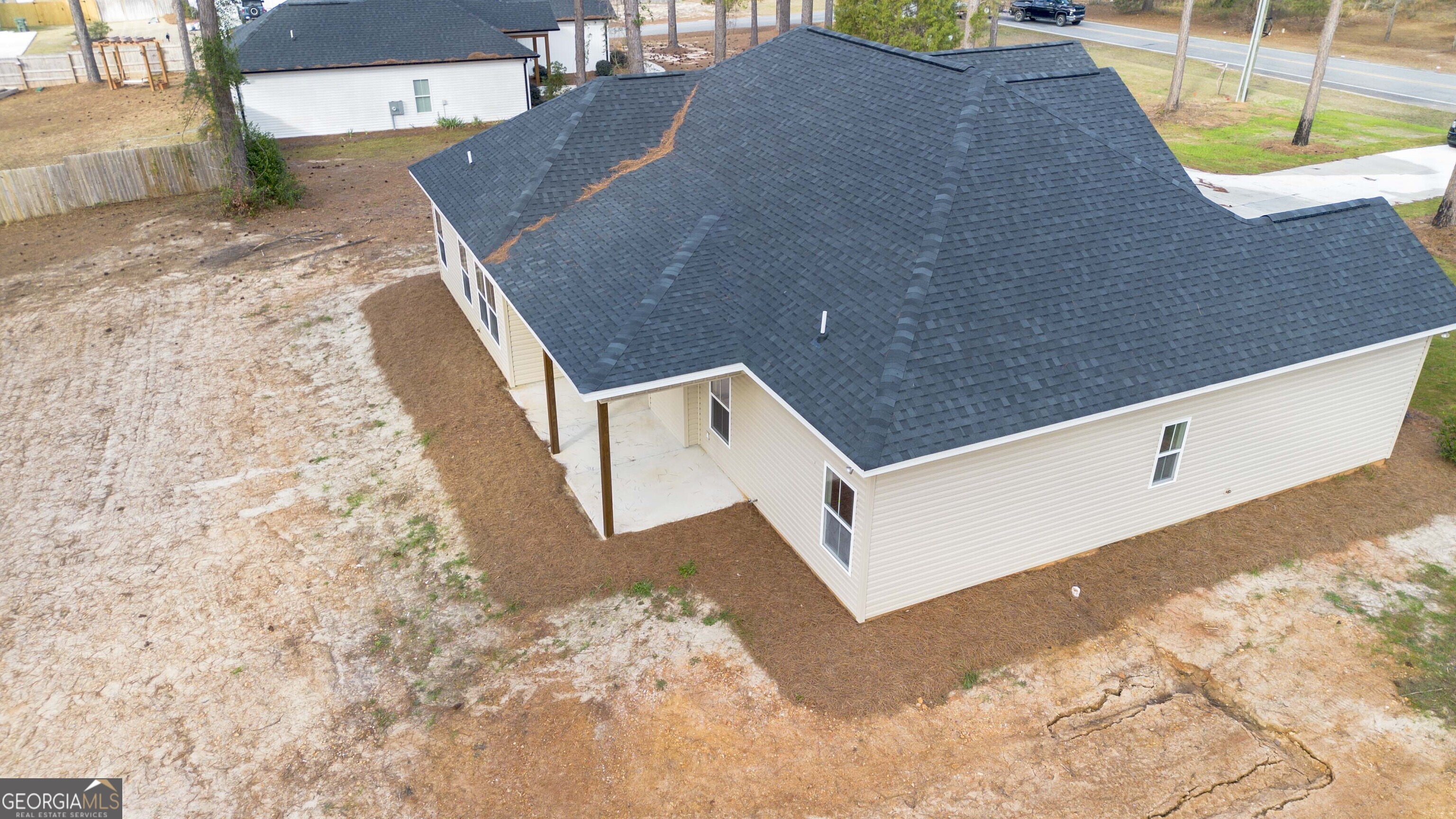 288 Frank Cook Road Cochran, GA 31014 - Photo 34 of 40 a view of a flat screen tv