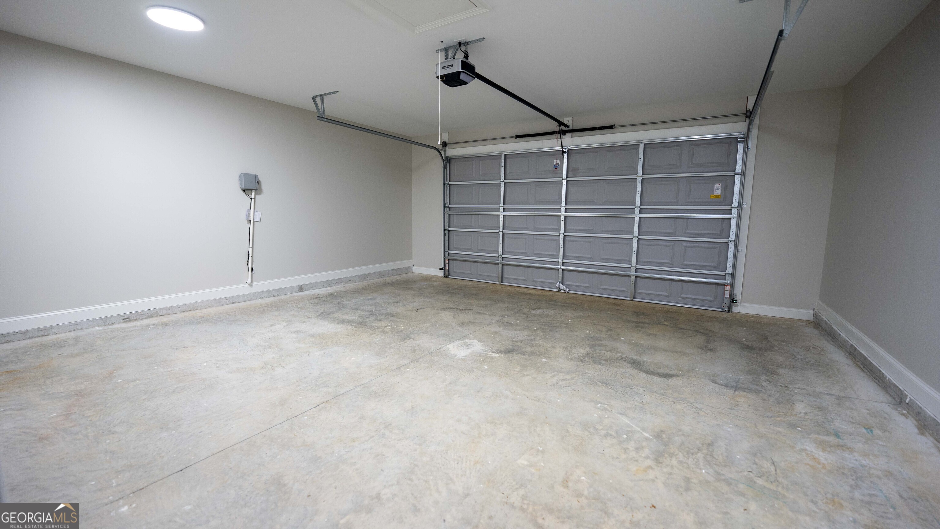 288 Frank Cook Road Cochran, GA 31014 - Photo 38 of 40 a view of an empty room