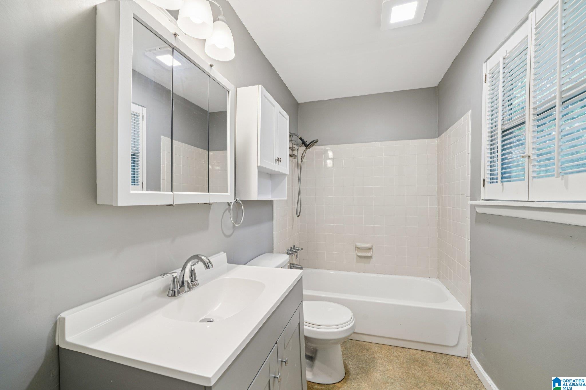 5327 Dixieland Road Birmingham, AL 35210 - Photo 23 of 37