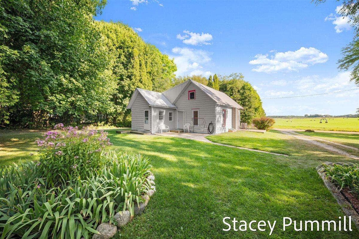 6174 Edgar Road Six Lakes, MI 48886 - Photo 23 of 26 23-DSC_6759