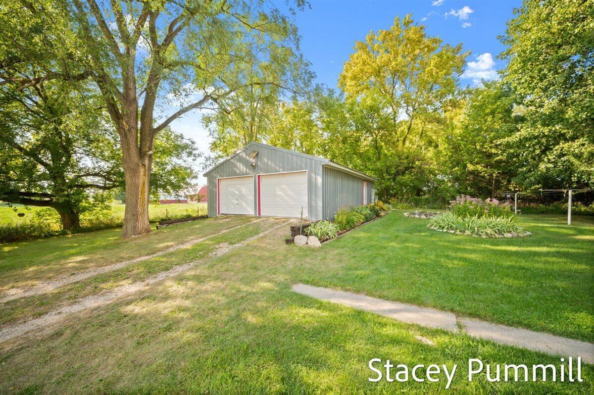 6174 Edgar Road Six Lakes, MI 48886 - Photo 3 of 26 21-DSC_6752