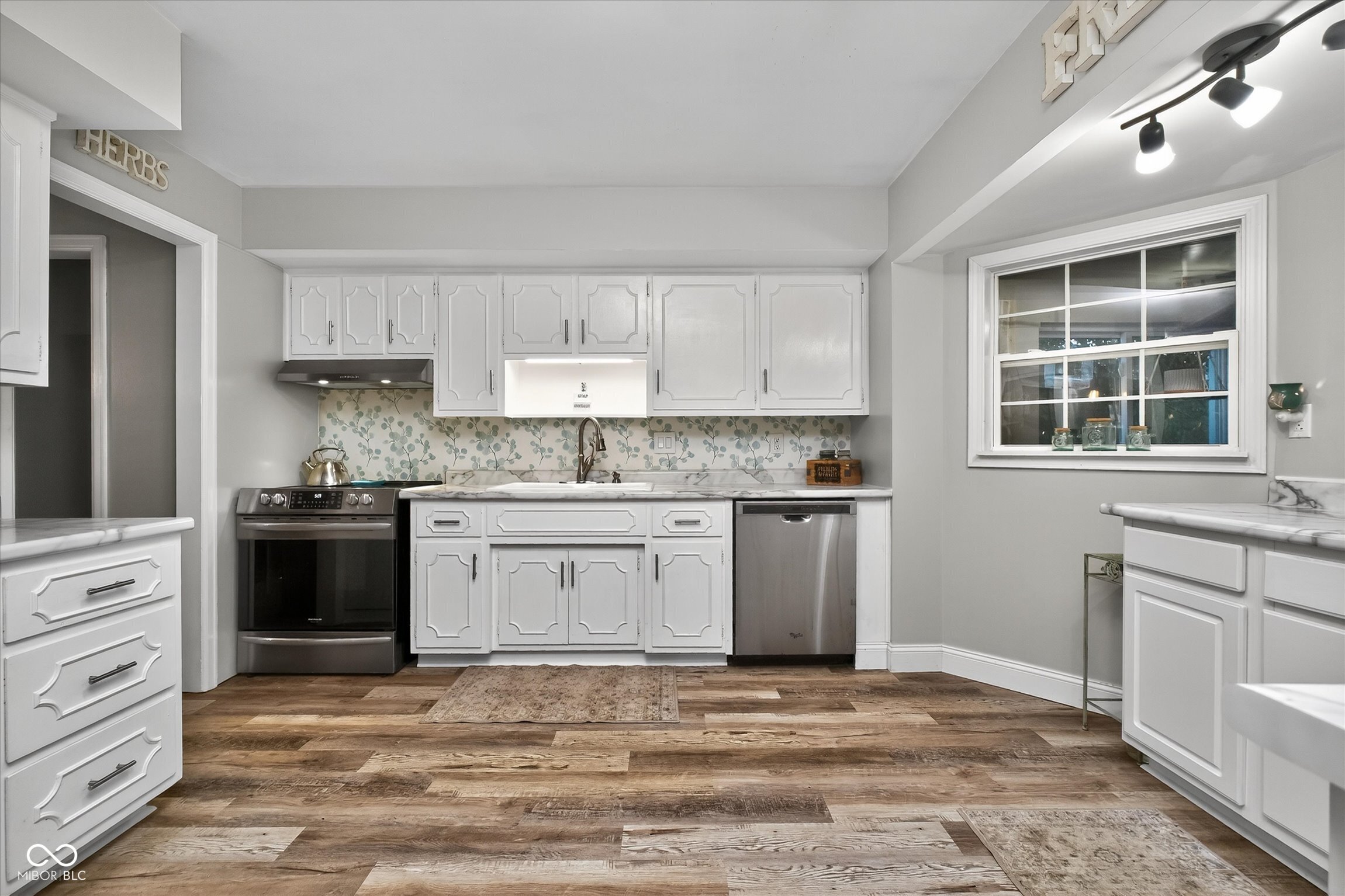 2101 North 300th Street East Anderson, IN 46012 - Photo 11 of 44