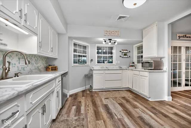 $365,000 | 2101 North 300th Street East, Anderson, IN 46012