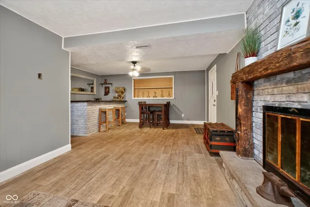 $365,000 | 2101 North 300th Street East, Anderson, IN 46012