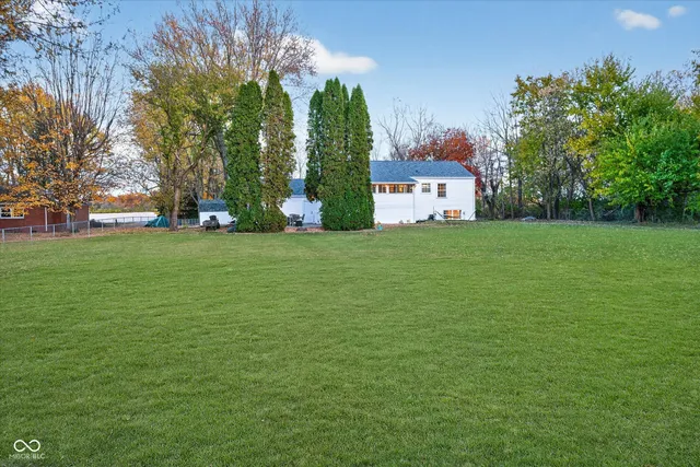 $365,000 | 2101 North 300th Street East, Anderson, IN 46012