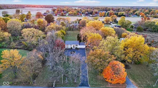 $365,000 | 2101 North 300th Street East, Anderson, IN 46012