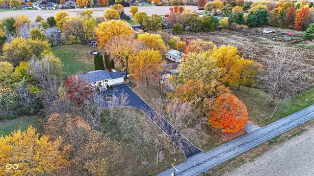 $365,000 | 2101 North 300th Street East, Anderson, IN 46012