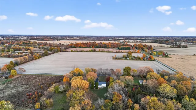 $365,000 | 2101 North 300th Street East, Anderson, IN 46012