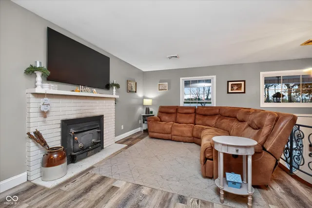 $365,000 | 2101 North 300th Street East, Anderson, IN 46012