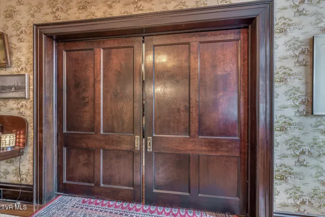 $620,000 | 130 Solar Street, Bristol, VA 24201