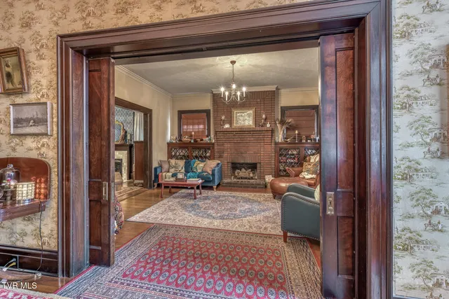 $620,000 | 130 Solar Street, Bristol, VA 24201