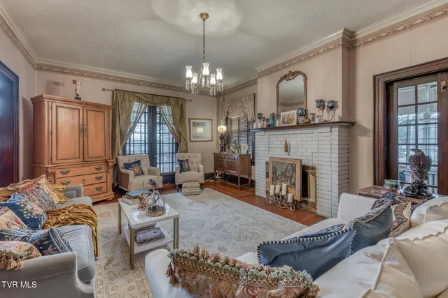 $620,000 | 130 Solar Street, Bristol, VA 24201