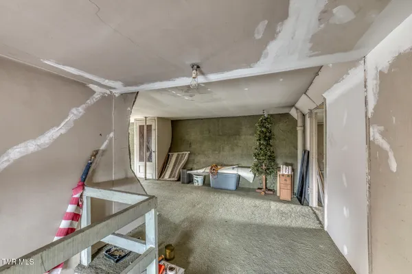 $599,900 | 130 Solar Street, Bristol, VA 24201