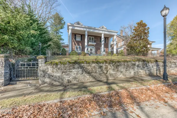 $599,900 | 130 Solar Street, Bristol, VA 24201