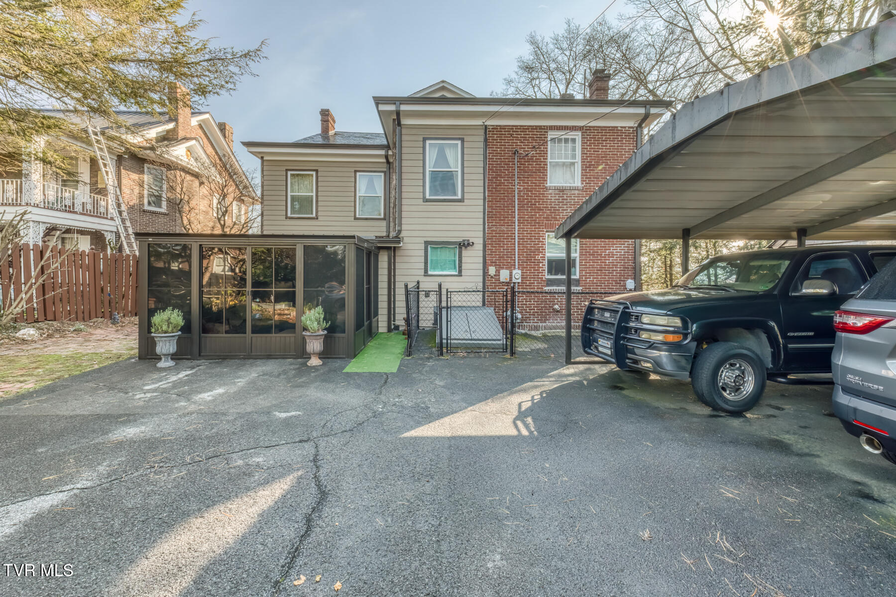 130 Solar Street Bristol, VA 24201 - Photo 69 of 97 130 Solar St-85