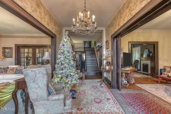 $599,900 | 130 Solar Street, Bristol, VA 24201