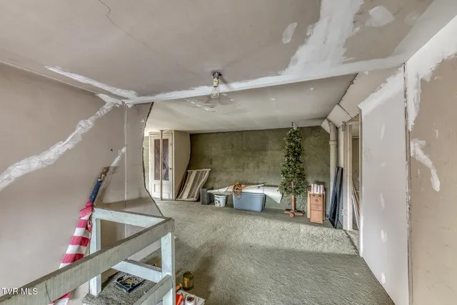 $620,000 | 130 Solar Street, Bristol, VA 24201