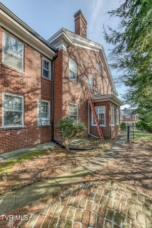 $575,000 | 130 Solar Street, Bristol, VA 24201