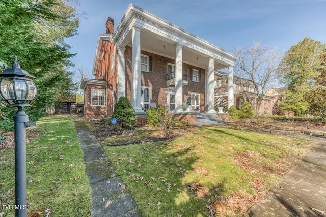 $620,000 | 130 Solar Street, Bristol, VA 24201