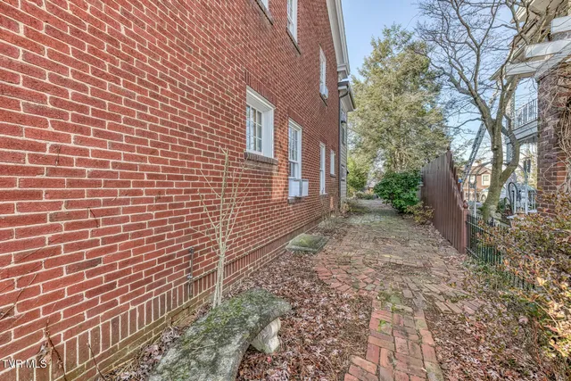 $620,000 | 130 Solar Street, Bristol, VA 24201