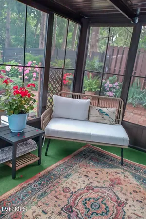 $599,900 | 130 Solar Street, Bristol, VA 24201