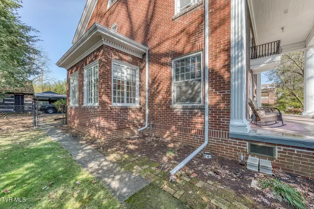 $620,000 | 130 Solar Street, Bristol, VA 24201