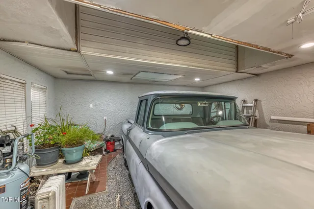 $620,000 | 130 Solar Street, Bristol, VA 24201