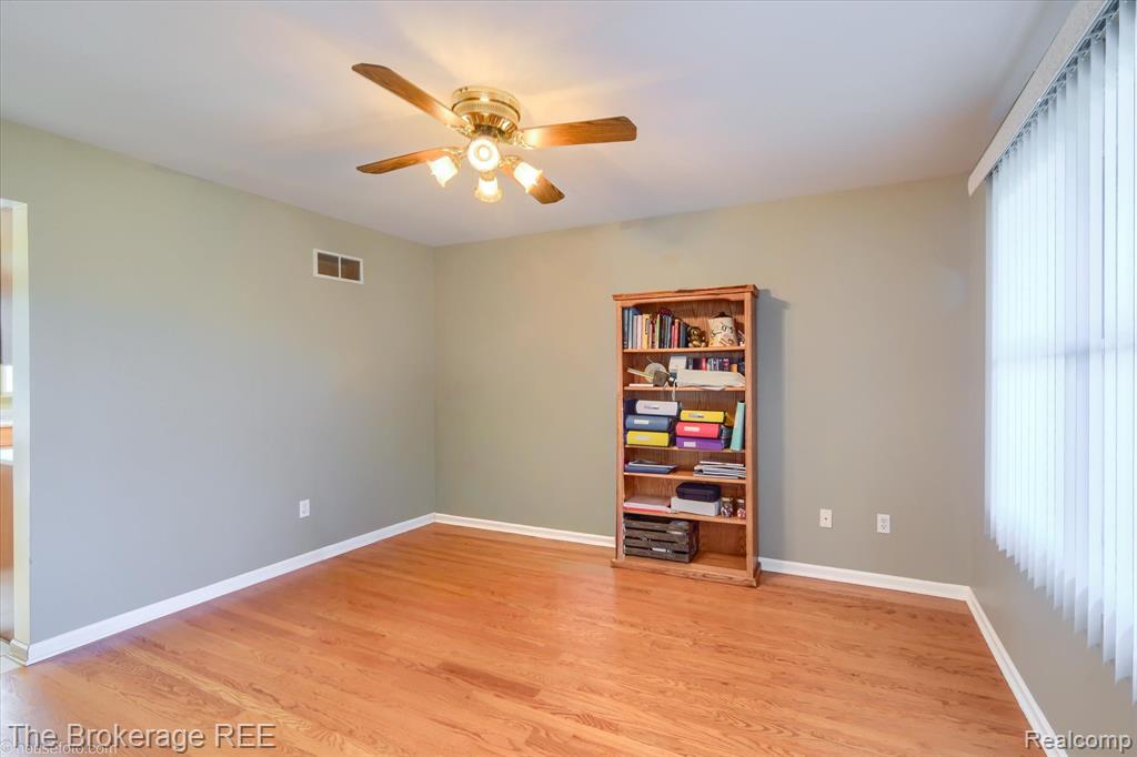 1060 East Cook Road Grand Blanc, MI 48439 - Photo 10 of 63
