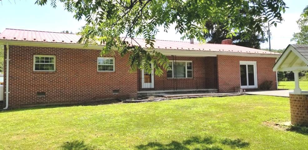 185 Blaker Heights Road Alderson, WV 24910 - Photo 7 of 53 Gallery Image 7